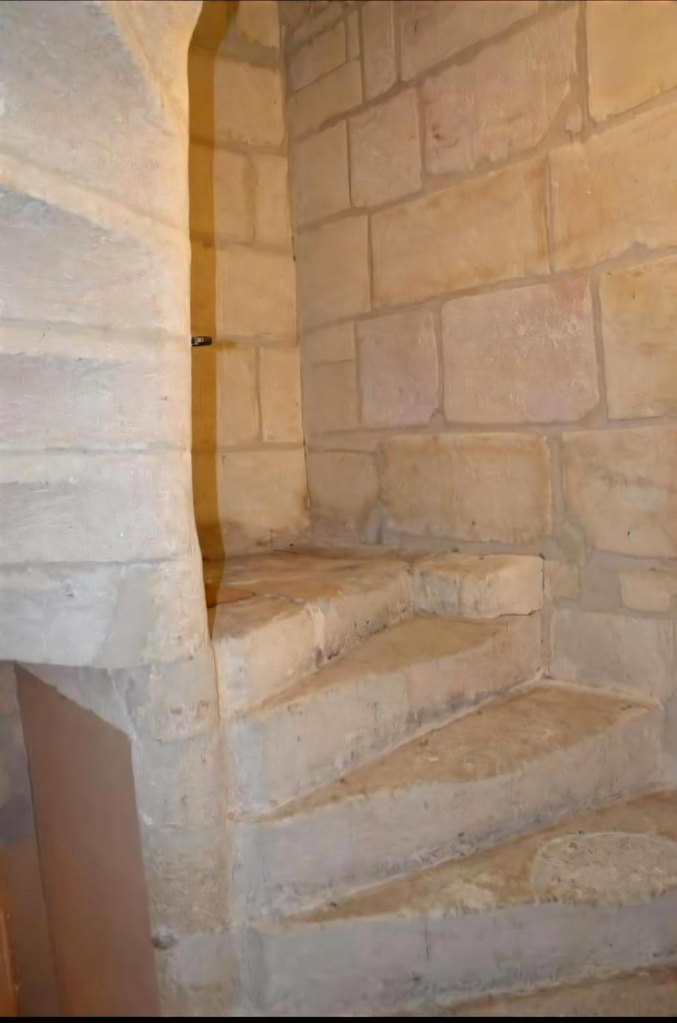 L'Appartement De La Roquette Centre Historique Arles Eksteriør billede